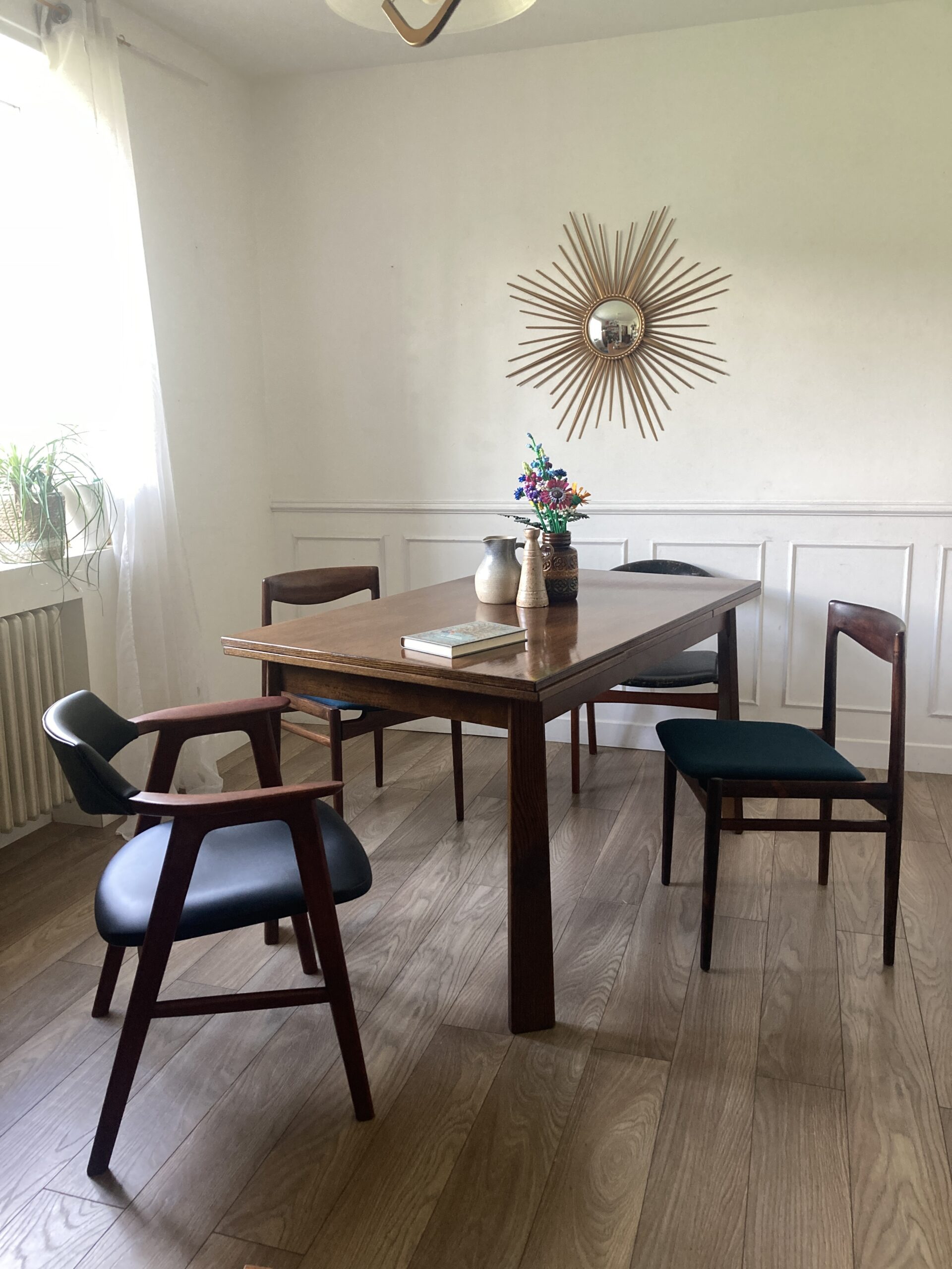 Table de salle à manger en chêne années 80 – Image 2