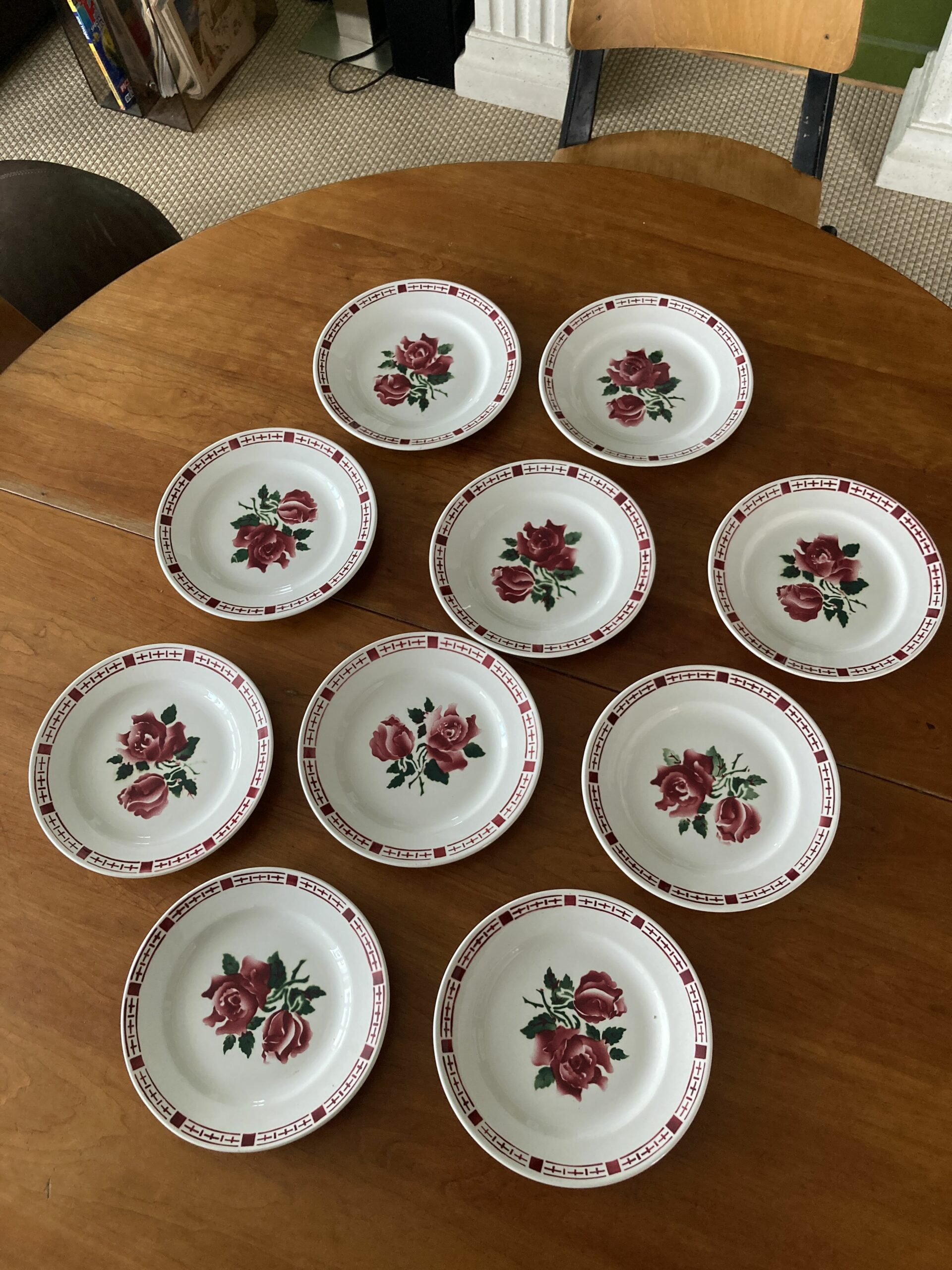 10 assiettes à dessert anciennes Digoin Sarreguemines – Image 8