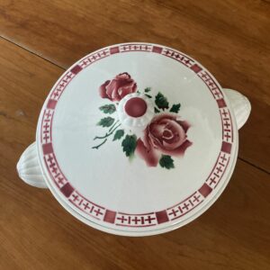 Soupière ancienne Digoin Sarreguemines