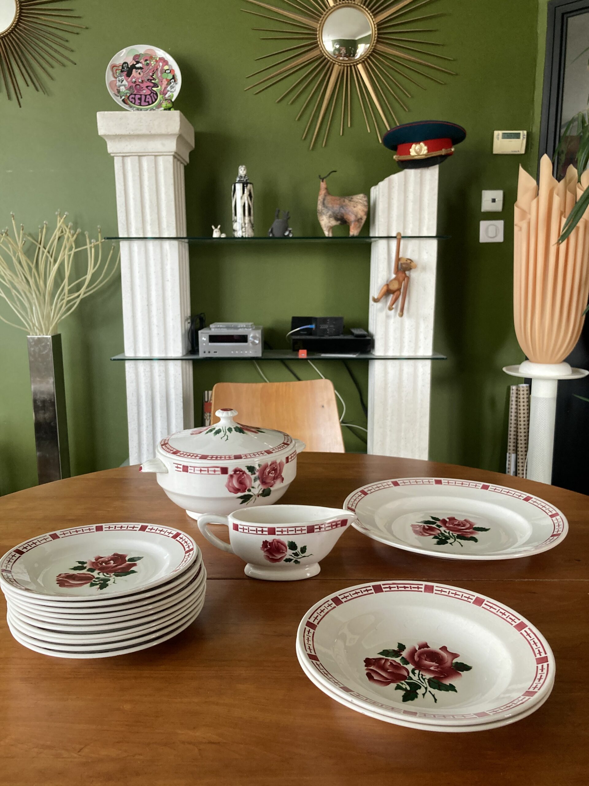 10 assiettes à dessert anciennes Digoin Sarreguemines – Image 5