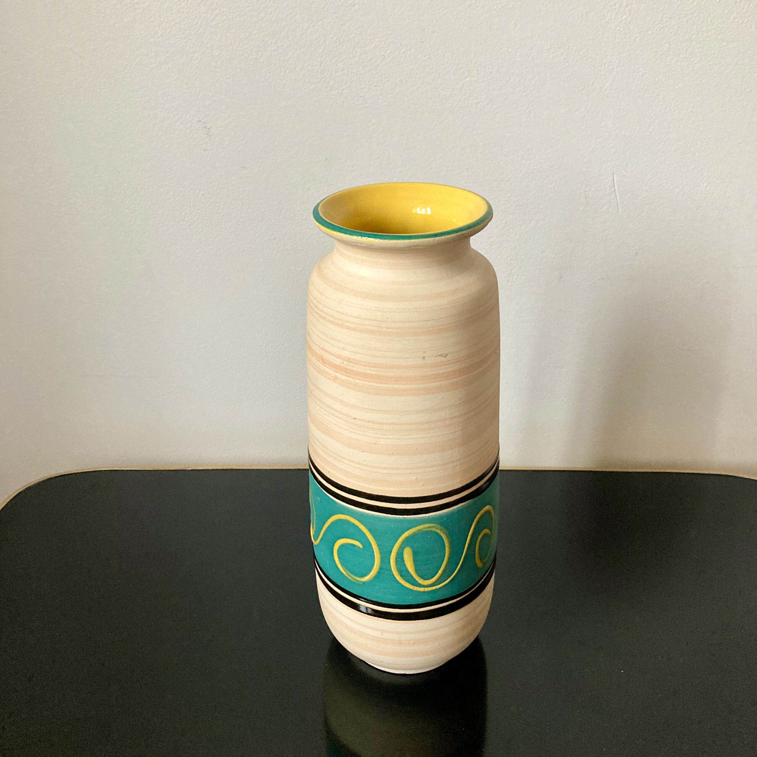 Vase West Germany liseré jaune