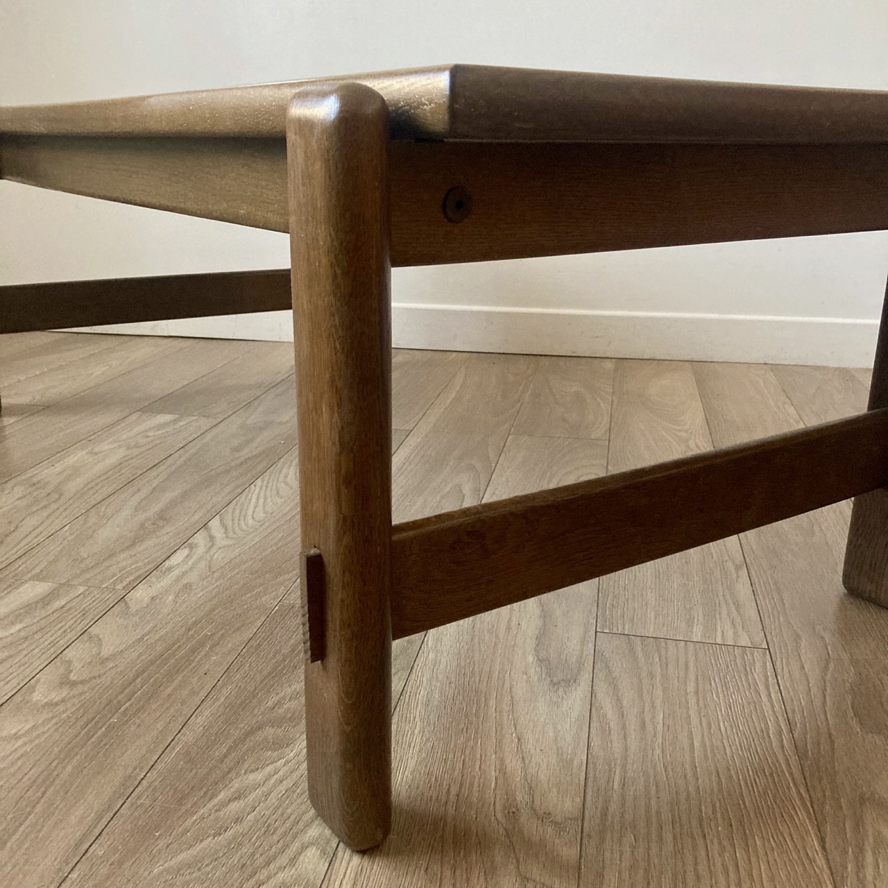 Table basse brutaliste – Image 4