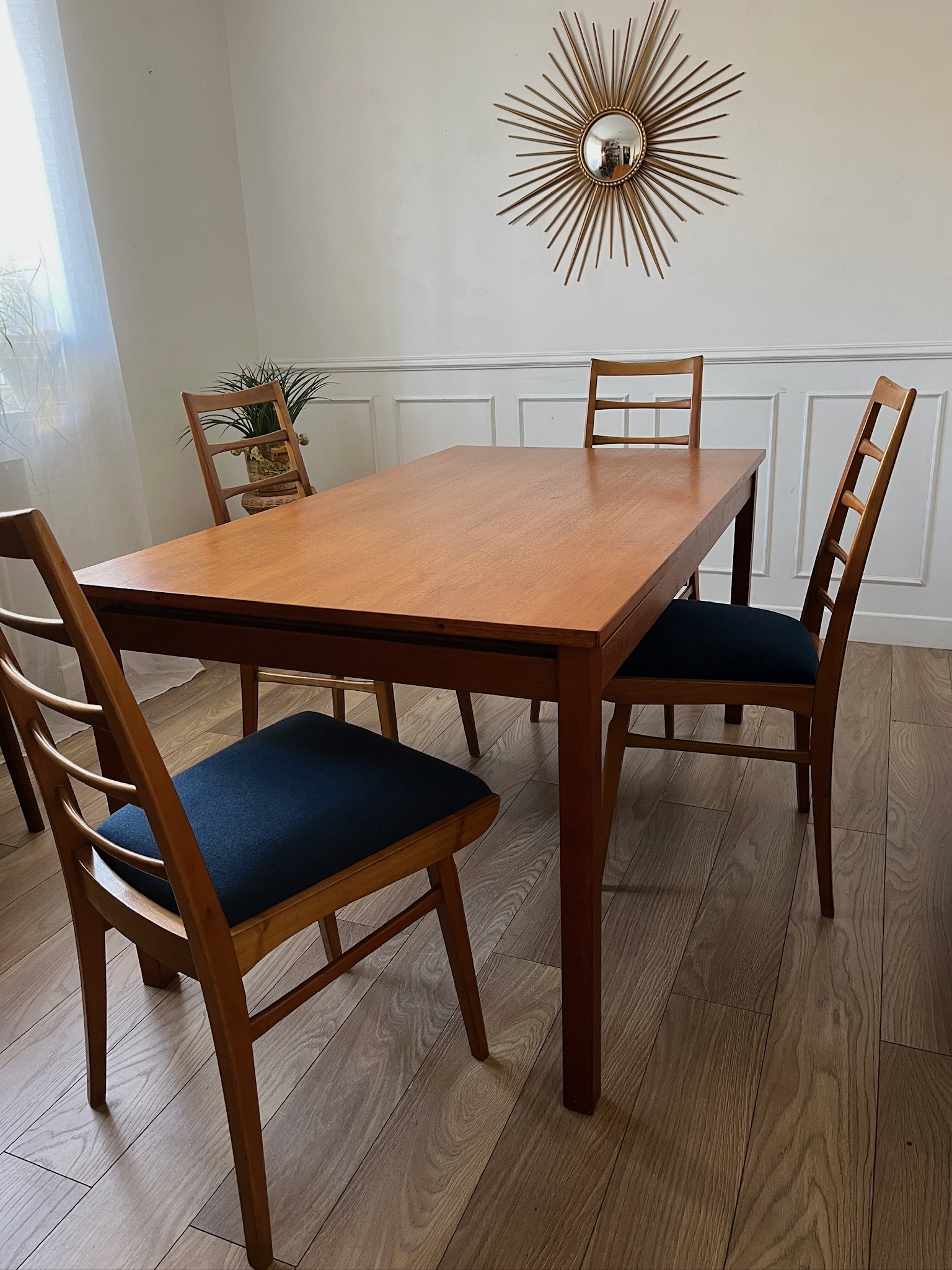 Table de salle à manger en teck – Image 8