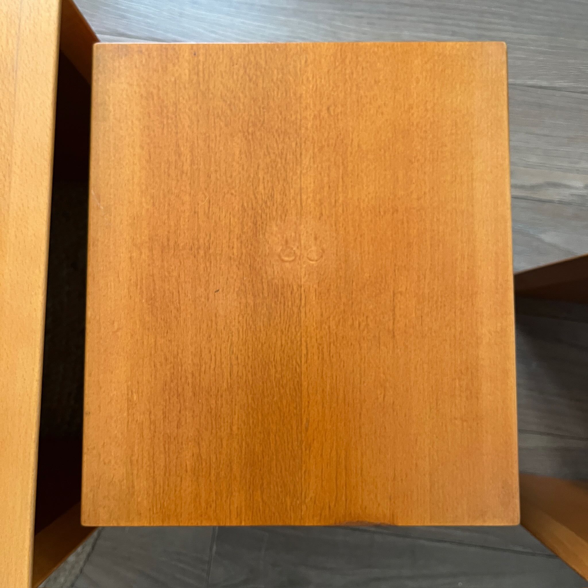 Tables gigognes en bois – Image 9