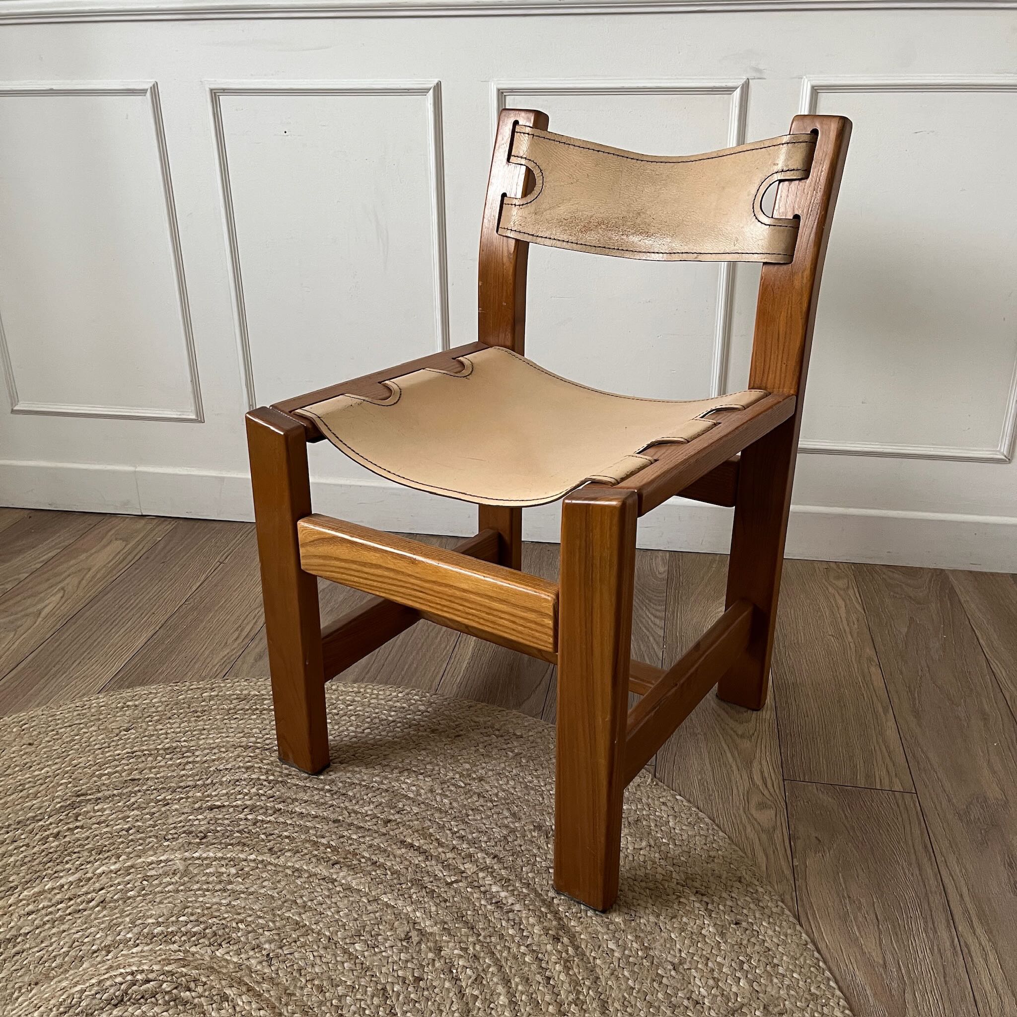 Chaise, maison Regain