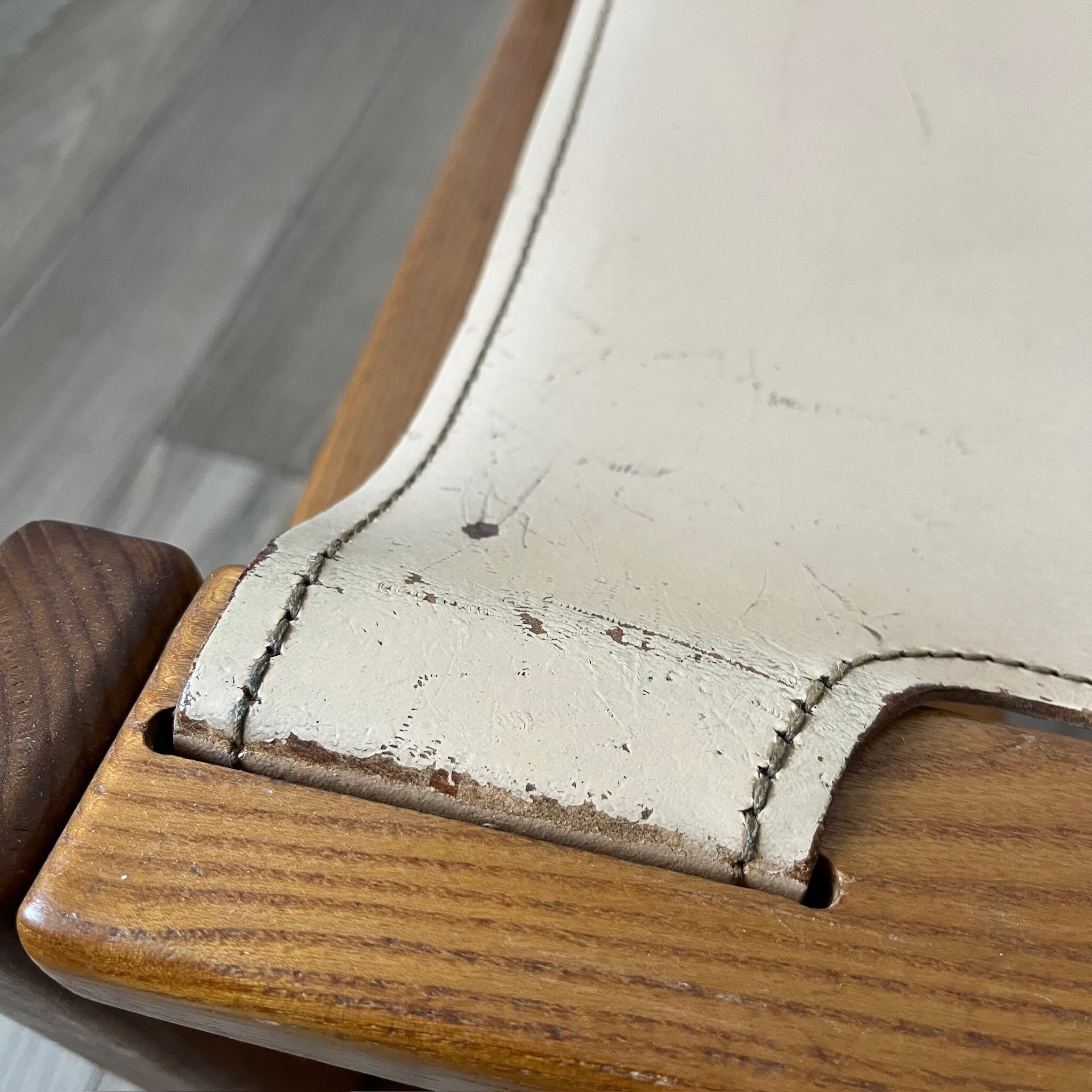 Chaise, maison Regain – Image 7