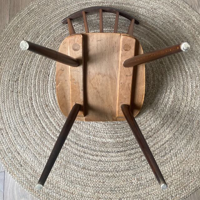 Chaises à barreaux vintage – Image 9