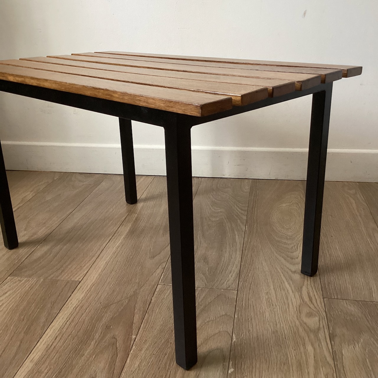 Table basse métal et lattes de bois – Image 10