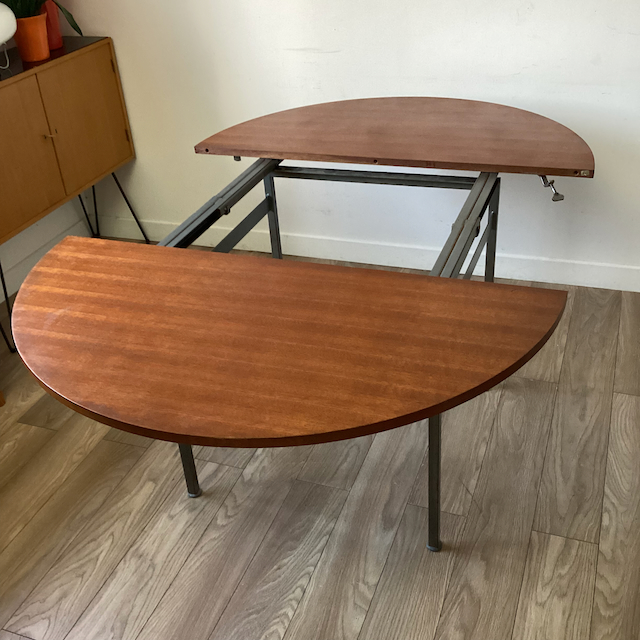 Table à manger 4-6 personnes – Image 4