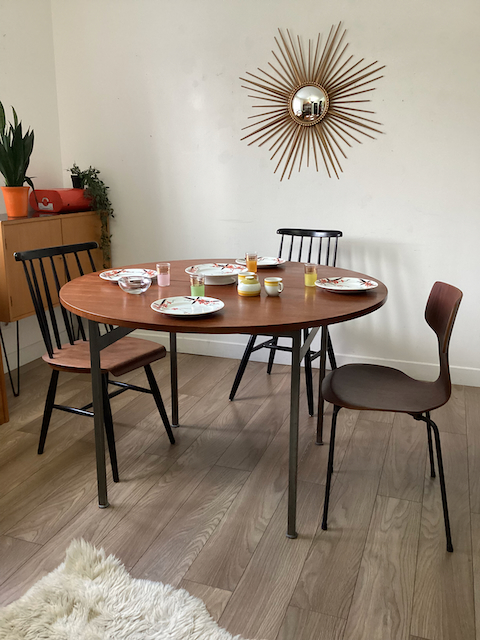 Table à manger 4-6 personnes – Image 2